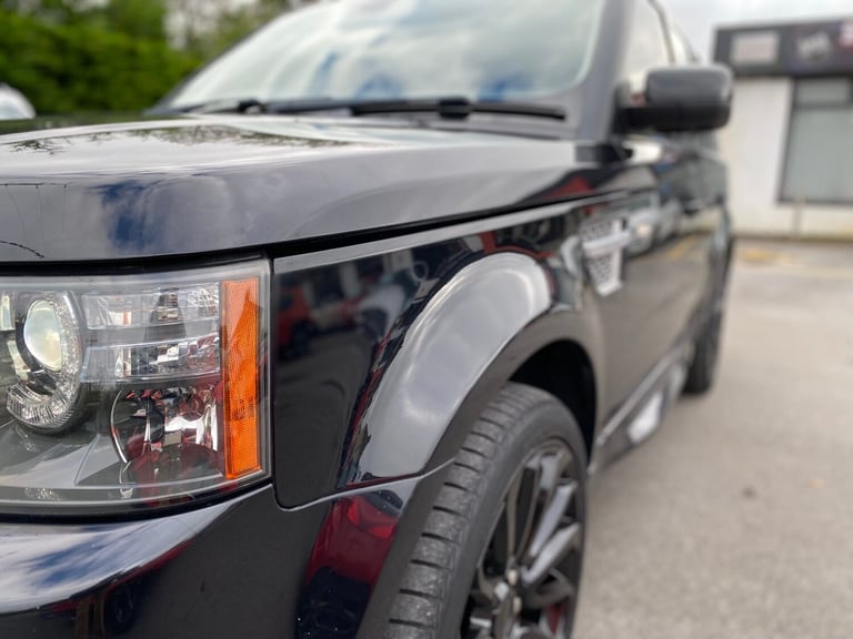 2011 Land Rover Range Rover Sport 3.0 TDV6 Range Rover Sport Autobiography 4WD 5dr Estate Diesel ...