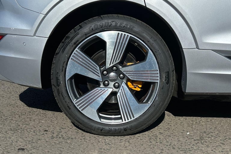 2021 Audi e-tron Sportback S line 55 quattro 300,00 kW ESTATE Electric Automatic
