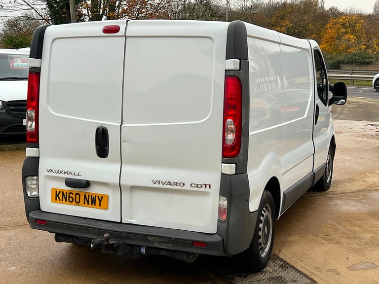 2010 Vauxhall Vivaro 2.0 2700 CDTi Panel Van 4dr Diesel Manual FWD L1 (215 g/km, 113 bhp) Panel V...