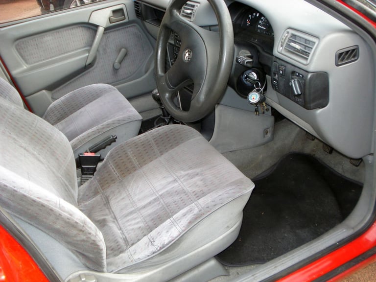 Vauxhall Cavalier 1995  1.6 Concept hatchback