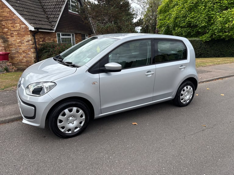 Volkswagen, UP, Hatchback, 2015, Manual, 999 (cc), 5 doors