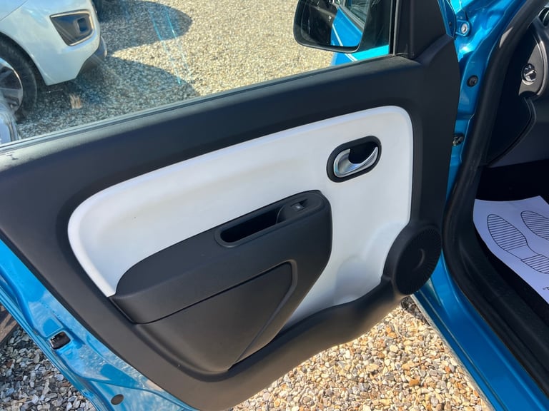 2016 Renault Twingo 1.0 SCE Dynamique 5dr [Start Stop] HATCHBACK Petrol Manual