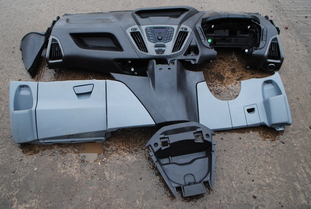 image for 2017 FORD TRANSIT CUSTOM MK8 DASHBOARD