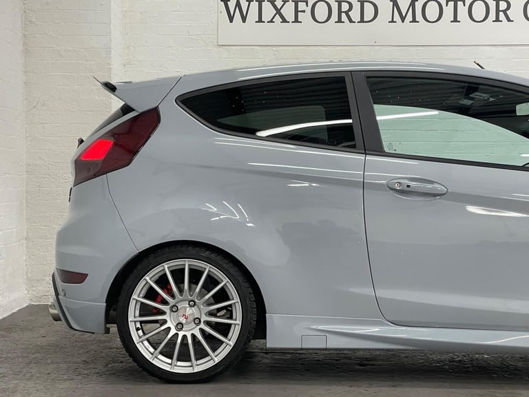 2016 Ford Fiesta 1.6T EcoBoost ST-200 Euro 6 3dr HATCHBACK Petrol Manual