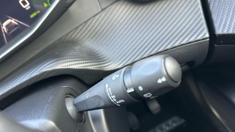 2022 Peugeot 2008 1.2 PureTech Allure Premium 5dr HATCHBACK PETROL Manual