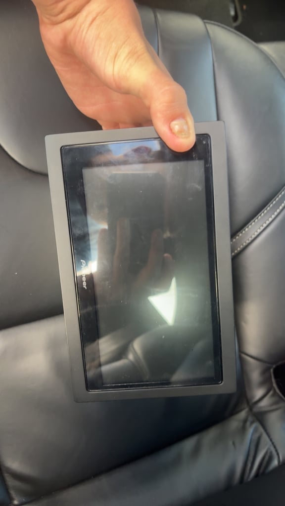 Pioneer apple car play and android play head unit 
