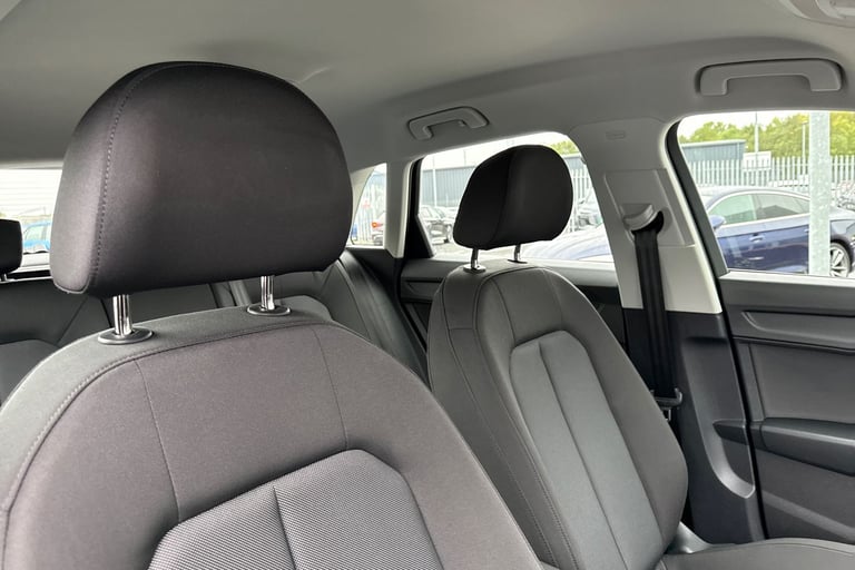 2022 Audi Q3 Technik 35 TFSI  150 PS S tronic SUV PETROL Automatic