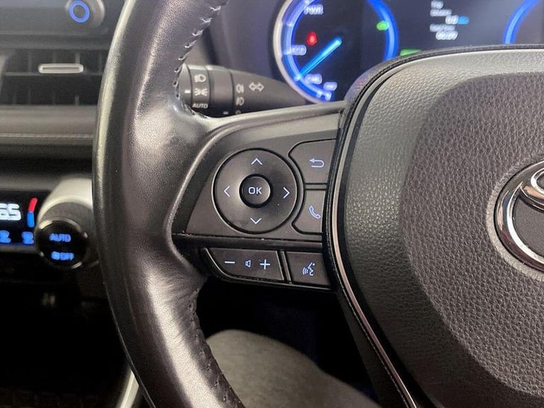 2019 Toyota RAV4 2.5 VVT-i Hybrid Design 5dr CVT 2WD ESTATE PETROL/ELECTRIC Automatic