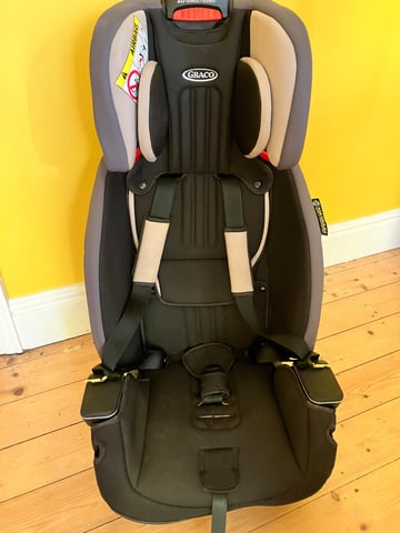 Graco Milestone All-In-One Group 0-1-2-3 Car Seat in Warrington