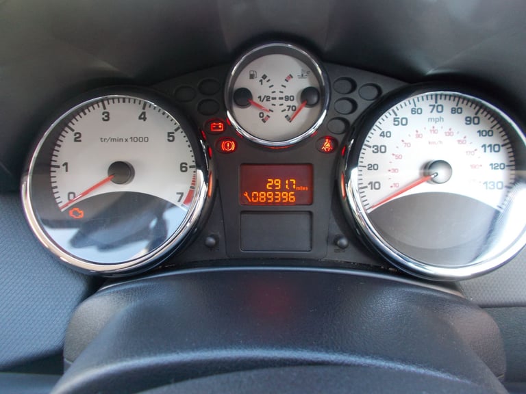 PEUGEOT 207  1.4 2010 - SPARES OR REPAIR