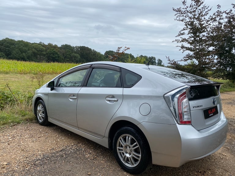 2015 Toyota Prius PRIUS T SPIRIT VVT-I CVT Hybrid
