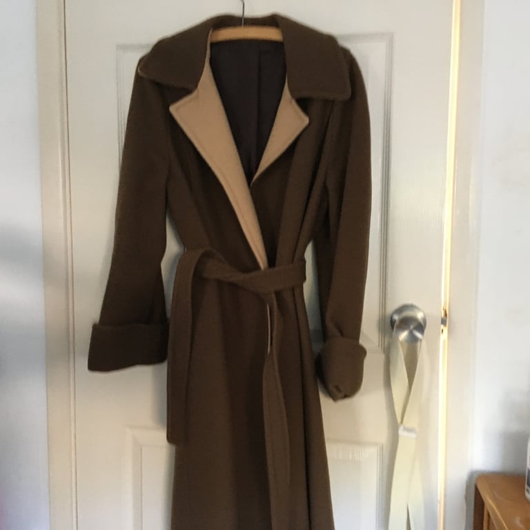 image for Lady 100% Pure Wool Coat 