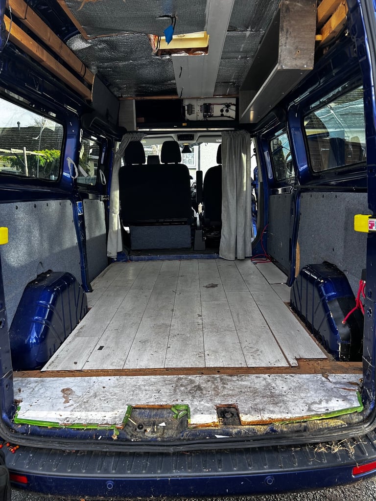 Transit Custom. 2016.