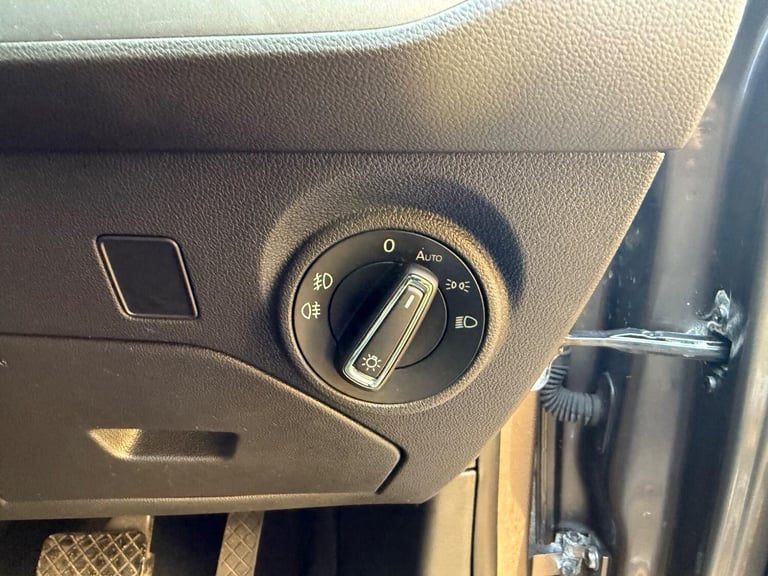 2016 SEAT Leon 1.4 EcoTSI FR DSG Euro 6 (s/s) 5dr HATCHBACK Petrol Automatic