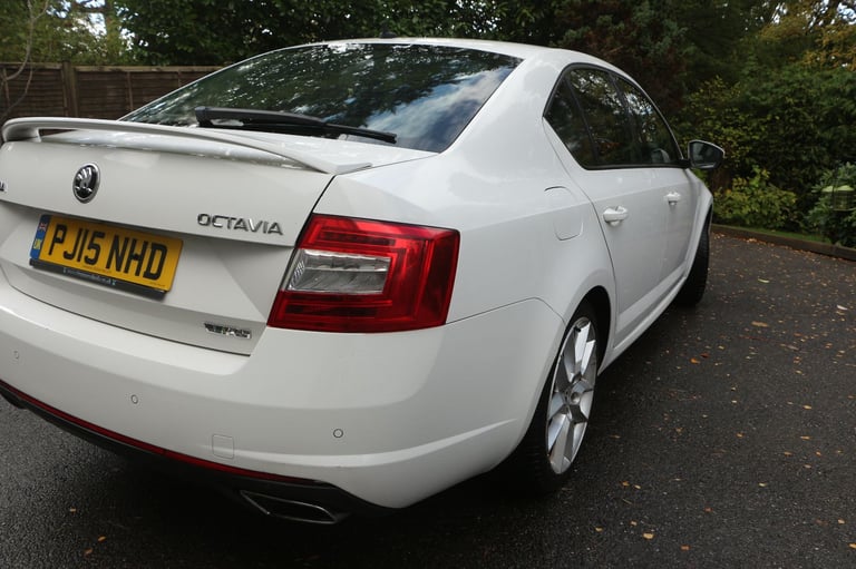 Skoda, OCTAVIA, Hatchback, 2015, Manual, 1984 (cc), 5 doors
