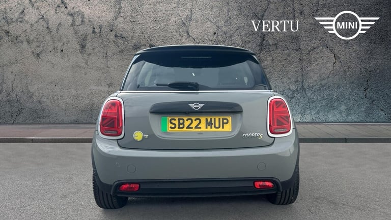 2022 MINI Hatch 135kW Cooper S Level 2 33kWh 3dr Auto Electric Hatchback Hatchback Electric Autom...