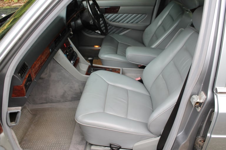 1990 Mercedes-Benz S-Class 300 SE 4dr Auto [4] SALOON Petrol Automatic