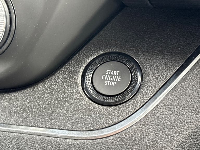  Renault Trafic 2.0 Dci Blue Ll30 Extra Sport Crew Van Double Cab 6dr Diesel