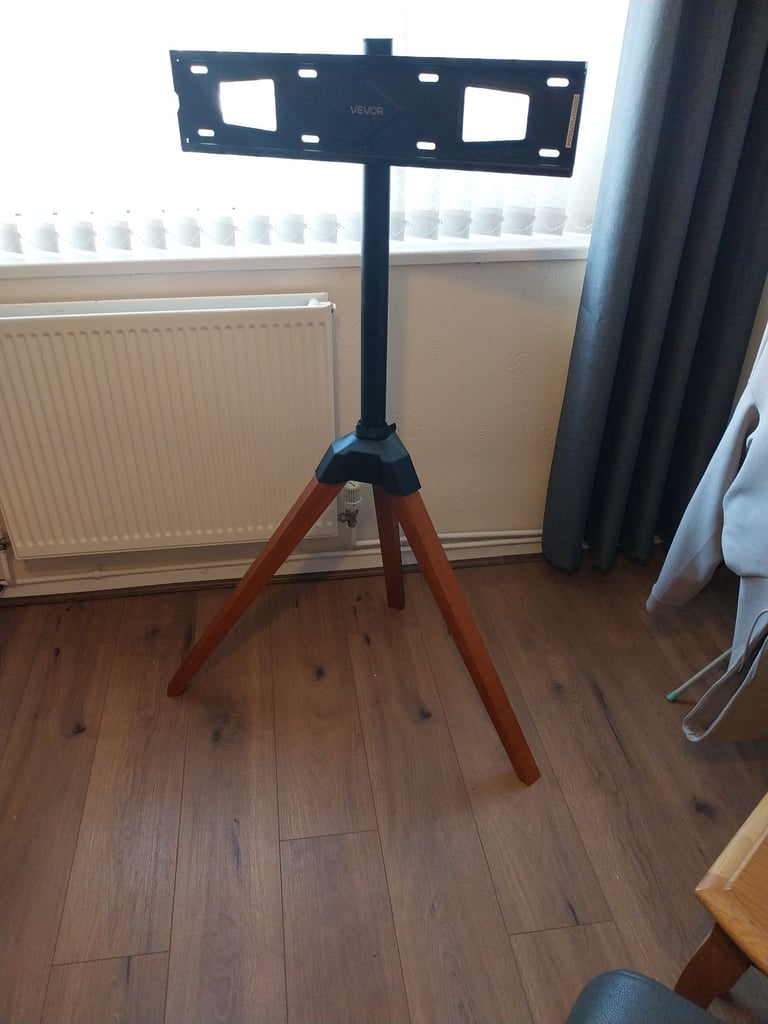 Brand new tripod easel tv stand for upto 65in tvs collection liverpool 