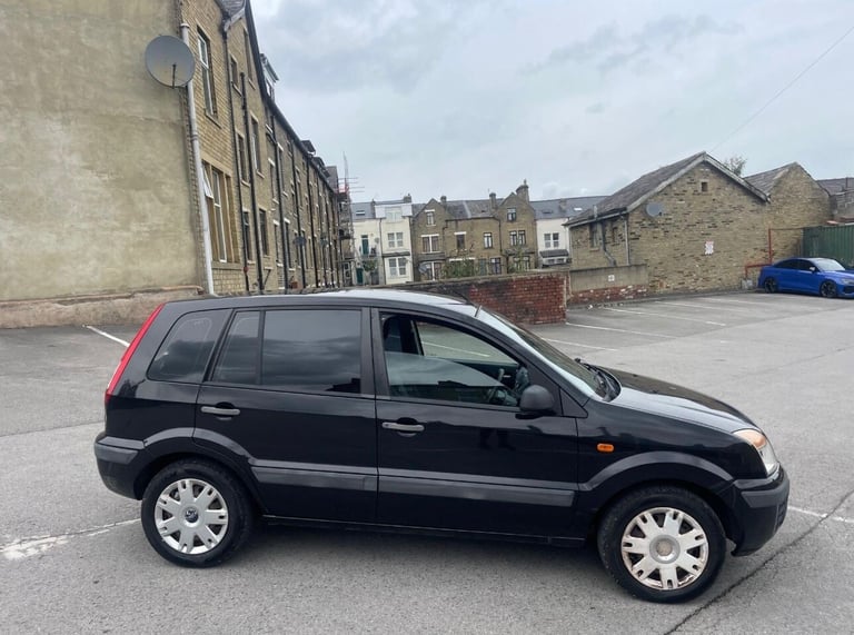 2009 Ford Fusion 1.4 Style + 5dr HATCHBACK Petrol Manual