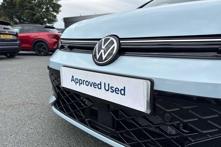 2025 Volkswagen Golf 1.5 TSI 150 R-Line 5dr Hatchback Petrol Manual