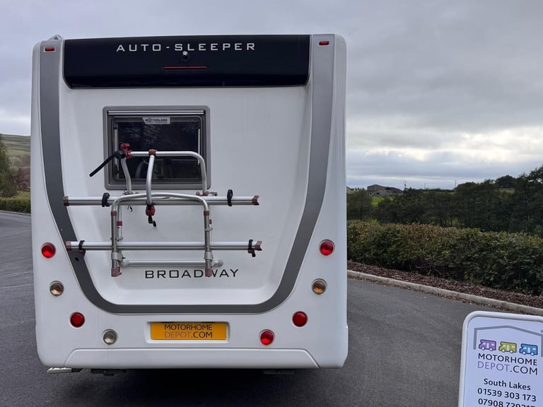 Auto-Sleeper Broadway EK LP 2012 Peugeot Boxer 2.2 FSH 2 berth, End Kitchen