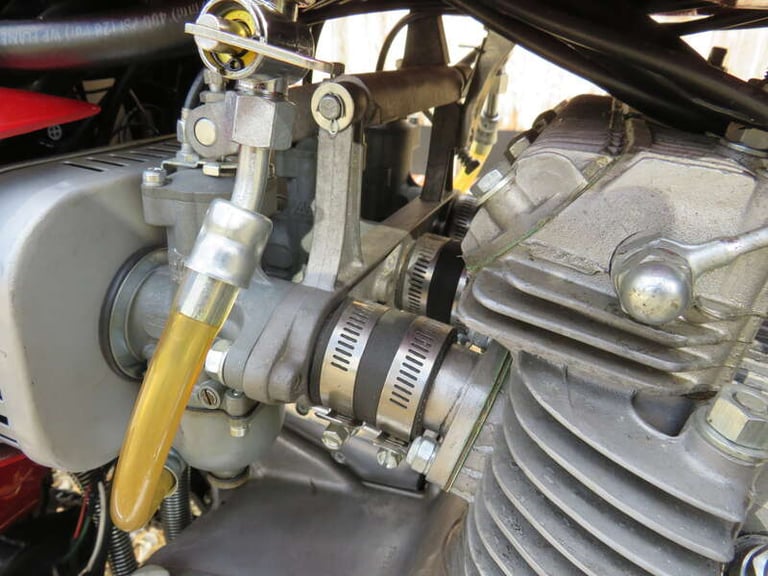 2015 BSA A75R ROCKET 3 MK1 PETROL Manual