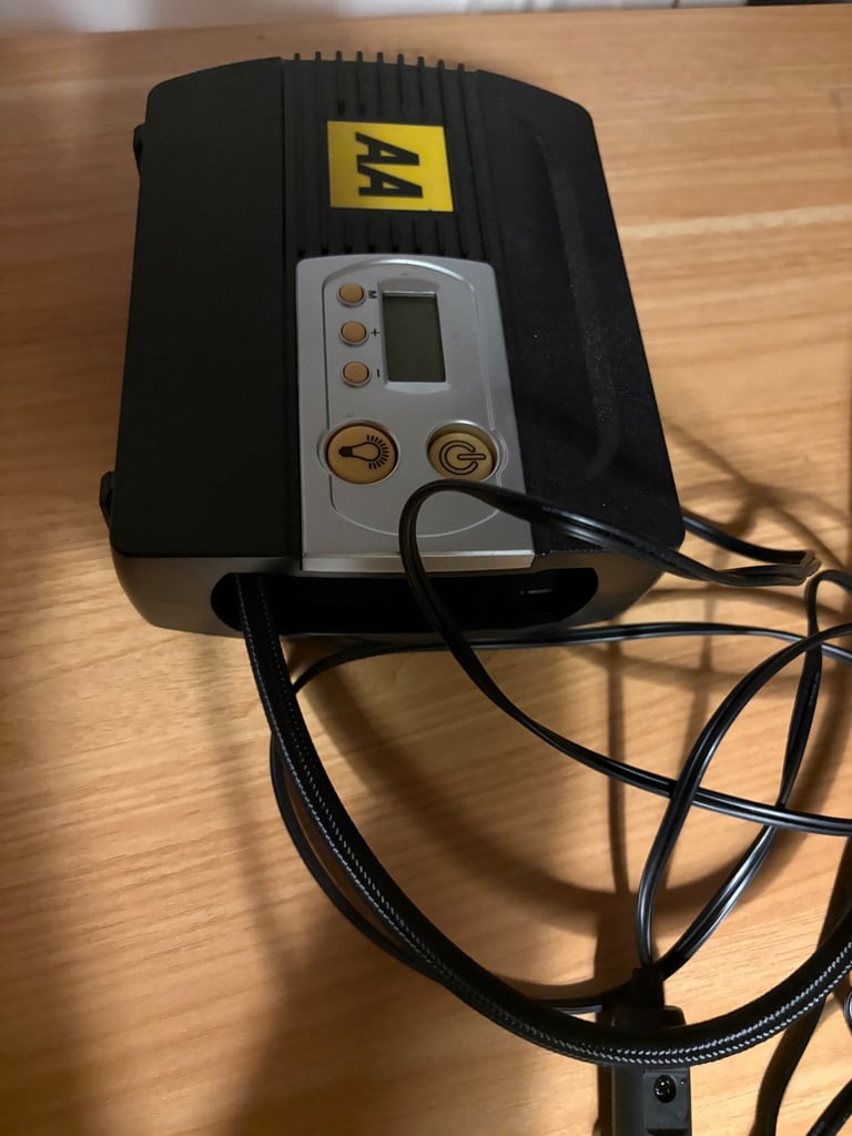 Tyre inflator 