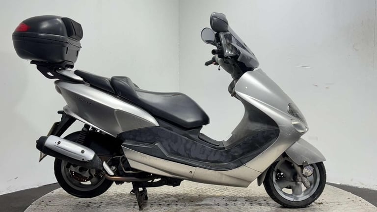 Yamaha Majesty 125 2004 YP125 32K PROJECT LARGE MAXI SCOOTER 125CC