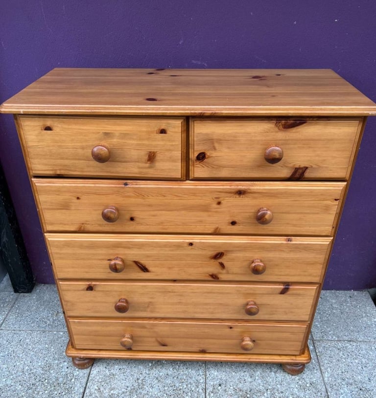 Pine Chest of 4drawers