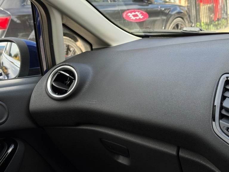 2015 Ford Fiesta 1.0T EcoBoost Zetec Hatchback 5dr Petrol Powershift Euro 6 (100 ps) Hatchback Pe...