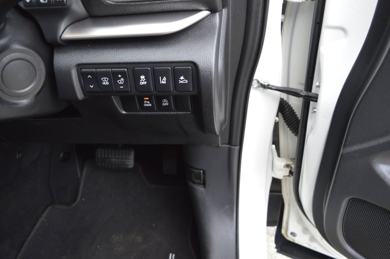 2018 Mitsubishi Eclipse Cross 1.5 4 5dr CVT 4WD PETROL PANAROMIC ROOF LEATHER INT 360 CAMERA HATC...
