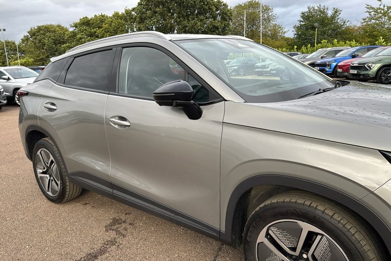  Omoda Omoda E5 61.05kwh Comfort Suv 5dr Electric Auto 204 Ps Electric