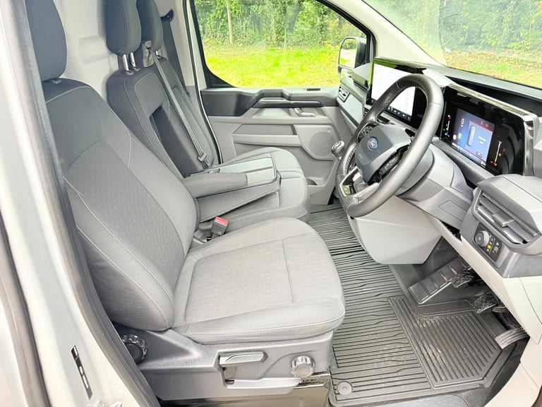 2024 FORD TRANSIT CUSTOM 300 LIMITED RS EDITION L1H1 ECOBLUE 136 PS 6 SPEED IN