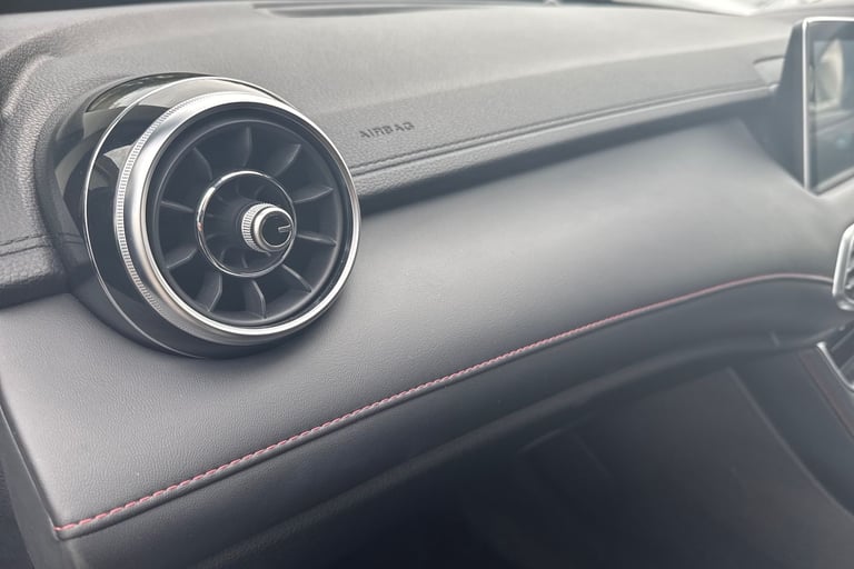 2024 MG MG HS 103407 Hatchback Automatic