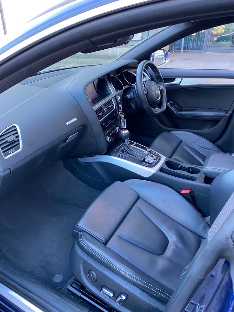 Audi, A5, Hatchback, 2014, Semi-Auto, 2995 (cc), 5 doors