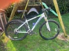 Boardman Comp XCG Al 3XB Mountain bike with front suspension and disc brakes