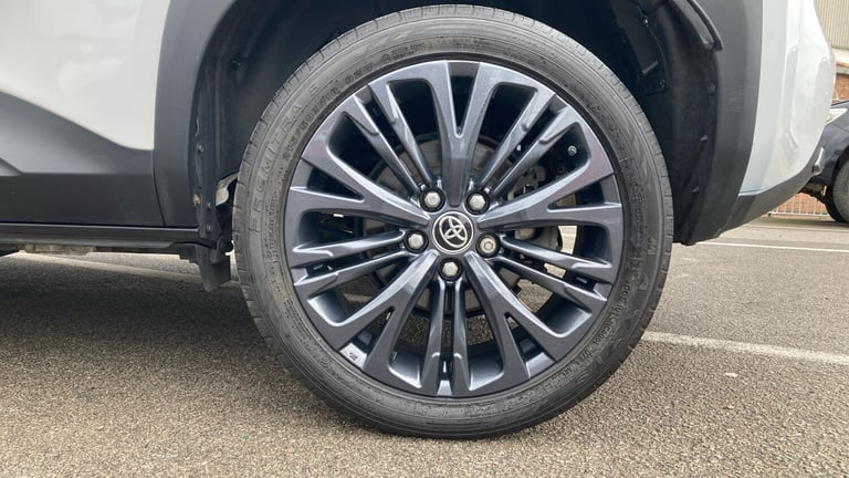 2022 Toyota Yaris Cross 1.5 Hybrid Dynamic AWD 5dr CVT Hybrid Estate Estate Hybrid Automatic