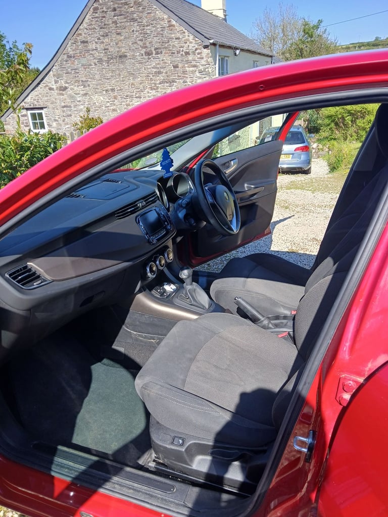 Alfa Romeo, GIULIETTA, Hatchback, 2015, Semi-Auto, 1368 (cc), 5 doors