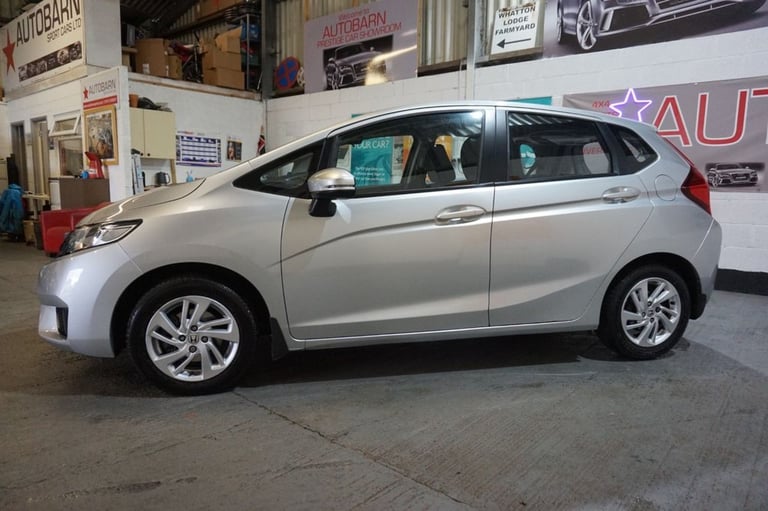 2017 Honda Jazz 1.3 i-VTEC SE Hatchback 5dr Petrol CVT Euro 6 (s/s) (102 ps) Hatchback Petrol Aut...