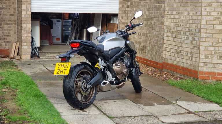 Honda CB650R, Silver, 2021, 650cc, A2 Restricted, Low mileage, fresh MOT and service