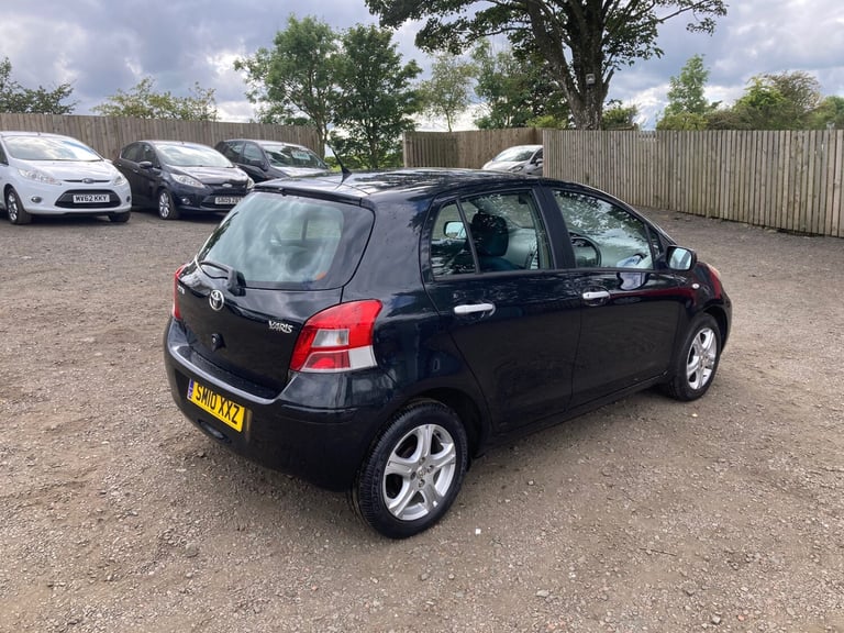 2010 Toyota Yaris 1.0 VVT-i TR 5dr HATCHBACK Petrol Manual