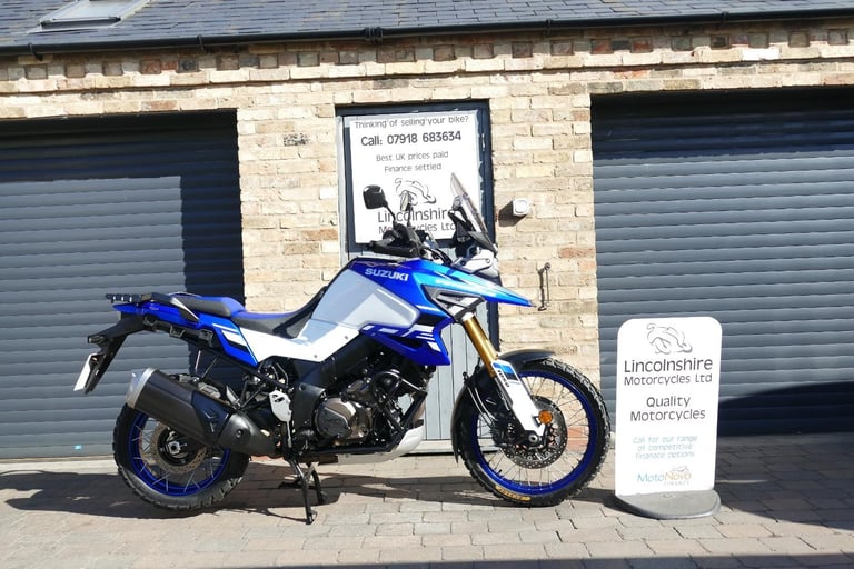 image for 24 Suzuki DL1050 V-Strom DE