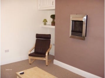 Lovely Furnished Single Room in Professional Houseshare - No Deposit, Most Bills Included