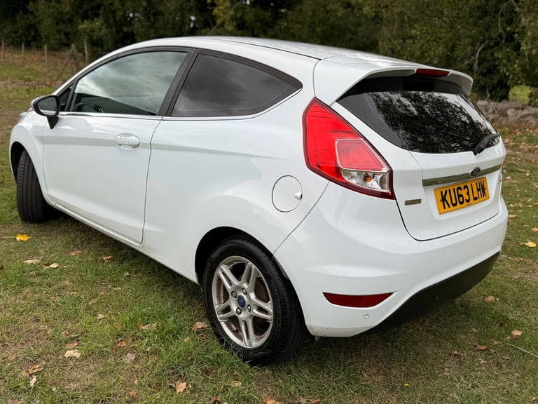 2014 FORD FIESTA ZETEC 1.0 - £20 ANNUAL ROAD TAX