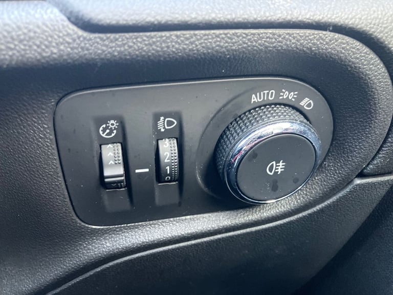 2022 Vauxhall Grandland 1.2 Turbo GS Line 5dr Hatchback PETROL Manual