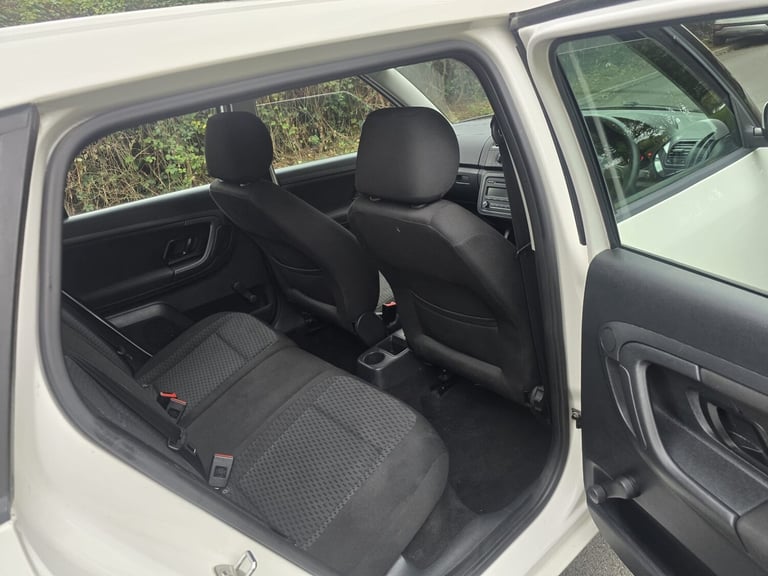 2014 Skoda Fabia 1.6 TDI CR 90 SE 5dr ESTATE Diesel Manual