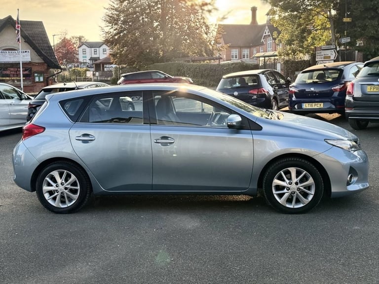 2014 Toyota Auris 1.6 V-Matic Icon Hatchback 5dr Petrol Manual Euro 5 (132 ps) Hatchback Petrol M...