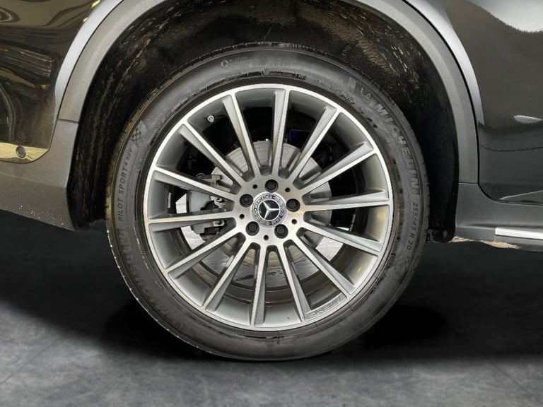 2022 Mercedes-Benz GLC 2.0 GLC300d AMG Line (Premium) SUV 5dr Diesel G-Tronic+ 4MATIC Euro 6 (s/s...