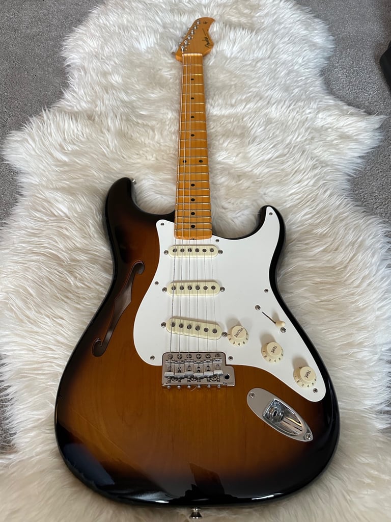 Fender Stratocaster Thinline - Eric Johnson US Artist Series - Mint!